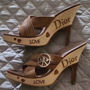 Dior boho slipp ons 🥰💞